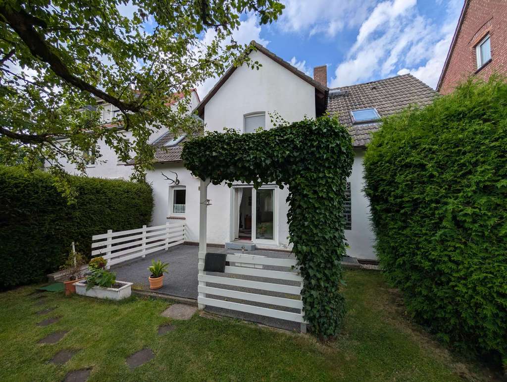 Immobilie in Habichtswald - Ehlen: Gemütliches Einfamilienhaus mit schönem Garten! - Bild 0