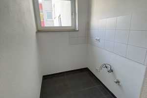 Helles & gepflegtes 1 Zimmerapartement mit Balkon in zentraler Lage von Wiesbaden! – Wittelsbacher Straße 31, 65189 Wiesbaden – Vorschaubild 8