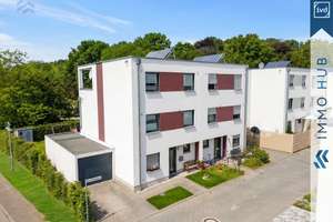 ++ Familienidylle am Stadtpark – moderne Doppelhaushälfte mit Dachterrasse und großem Wohnkomfort ++