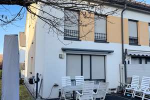 Neu- & hochwertiges REH mit gepflegten Garten, hochwertiger Einbauküche, 2 Stellplätzen – zeitnah fr – Die vollständige Adresse der Immobilie erhältst du vom Anbieter., 95448 Hammerstatt/St. Georgen, Bayreuth – Vorschaubild 2