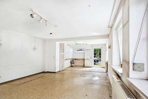 Barrierefrei im Lehen! 3-Zimmer-Wohnung zum Selbstgestalten mit zwei Parkplätzen in Stuttgart-Süd – Die vollständige Adresse der Immobilie erhältst du vom Anbieter., 70180 Lehen, Stuttgart – Vorschaubild 3