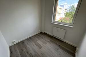 Platz für die ganze Familie! Helle 4-Zimmer-Wohnung mit Balkon! – Astonstraße 58, 39116 Sudenburg, Magdeburg – Vorschaubild 6