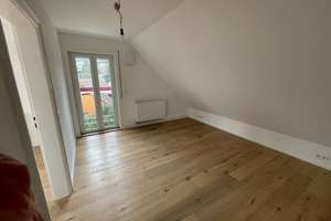 Dachgeschoßwohnung mit Grundfläche von 132,8 qm, 2 X Homeoffice, Komplettsanierung (Neubauniveau) – Mühlrain 36, 70180 Weinsteige, Stuttgart – Vorschaubild 14