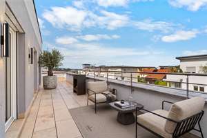 Über den Dächern zuhause – Penthouse-Wohnen mit großzügiger Terrasse