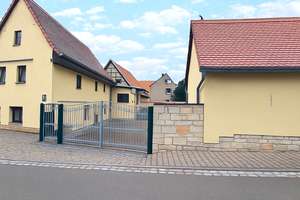 Charmantes Einfamilienhaus mit Garage – Die vollständige Adresse der Immobilie erhältst du vom Anbieter., 6679 Zorbau – Vorschaubild 3