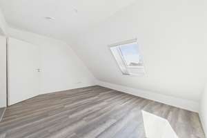 Attraktive Dachgeschosswohnung: 3 Zimmer, großer Balkon, EBK & TG mit Wallbox – Die vollständige Adresse der Immobilie erhältst du vom Anbieter., 75392 Deckenpfronn – Vorschaubild 19