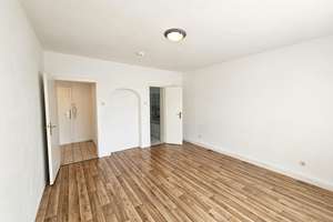 Leere Wohnung mit schönem Schnitt in Citylage – Sonnenstr. 36, 40227 Oberbilk, Düsseldorf – Vorschaubild 7