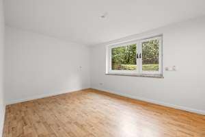 Bungalow mit Keller und großem Garten in gehobener Lage von Rahlstedt – Die vollständige Adresse der Immobilie erhältst du vom Anbieter., 22143 Rahlstedt, Hamburg – Vorschaubild 3