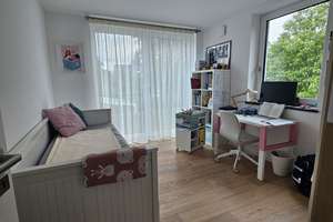 KfW-55 Doppelhaushälfte in München-Trudering mit Wärmepumpe, Garten & EBK – Die vollständige Adresse der Immobilie erhältst du vom Anbieter., 81825 Gartenstadt Trudering, München – Vorschaubild 6