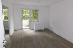 Frisch renoviert! Klasse 3-Zimmer-Wohnung mit Balkon! – Frintroper Str. 19, 45355 Schönebeck, Essen – Vorschaubild 5