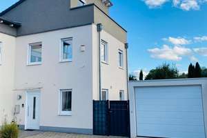 Exklusives  Architekten- Haus   mit moderner Ausstattung  in bevorzugter Wohnlage ***** – Beethovenring 18, 63505 Langenselbold – Vorschaubild 1