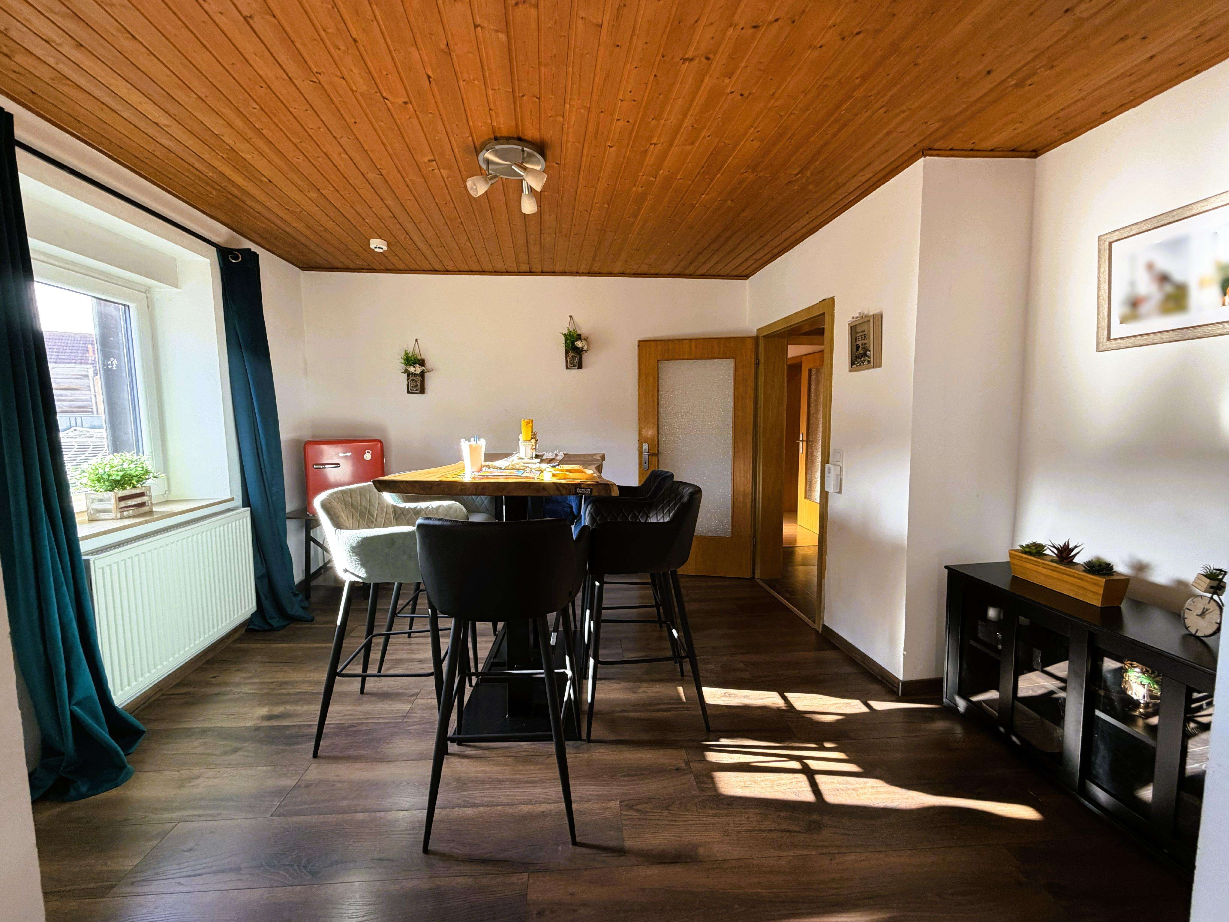 Immobilie in Altenglan - Geräumiges und modernisiertes Wohnhaus mit schönem Garten! - Bild 2