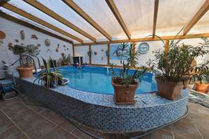 Reserviert - Noch Erbbaurecht: Schöne DHH mit Pool in ruhiger Lage von Rötgesbüttel – Die vollständige Adresse der Immobilie erhältst du vom Anbieter., 38531 Rötgesbüttel – Vorschaubild 2