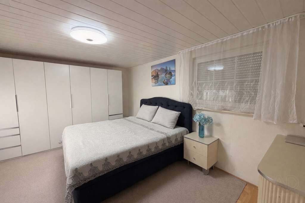 Immobilie in Dillenburg - Schönes Einfamilienhaus mit Renovierungspotenzial - Bild 3