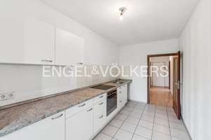 Citynah & bezugsfrei: 2-Zimmer-Wohnung mit Loggia und Blick ins Grüne – 60488 Hausen, Frankfurt am Main – Vorschaubild 5