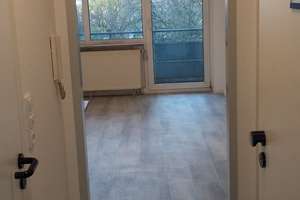 renovierte 1-Zimmer-Wohnung mit Küche – Wunstorfer Landstraße 3, 30453 Ahlem, Hannover – Vorschaubild 2
