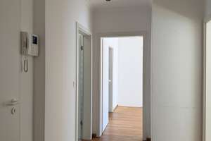 Courtagefrei: Moderne 4-Zi.-Maisonette mit viel Licht & Top-Lage nahe AEZ – Poppenbüttler Landstraße 36, 22391 Poppenbüttel, Hamburg – Vorschaubild 3