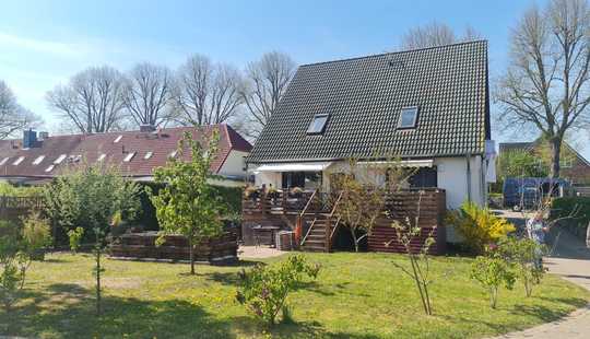Bild von Mehrfamilienhaus fußläufig zum Ostseestrand