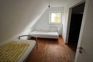 Von Privat: 6-Zi.-EFH mit 3 Garagen auf 681qm - stark renovierungsbedürftig – Neubruchweg 5, 82296 Fürstenfeldbruck (Kreis) – Vorschaubild 11