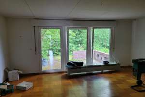 Bezugsfrei! Familienhaus mit 2 Wohneinheiten + großes, idyll. Grundstück – ruhige Lage nahe München – Die vollständige Adresse der Immobilie erhältst du vom Anbieter., 85402 Kranzberg – Vorschaubild 2