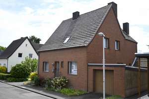 Freistehendes Einfamilienhaus mit Nebengebäuden – Die vollständige Adresse der Immobilie erhältst du vom Anbieter., 41569 Rommerskirchen – Vorschaubild 2