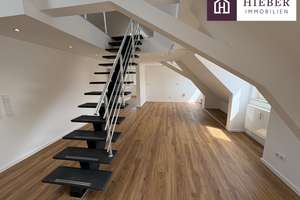 Galerie-Dachgeschosswohnung in Obermenzing mit luxuriöser Küche -Erstbezug n. hochwertiger Sanierung