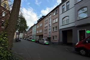 Laar am Rhein: ... solides 5-Fam.-Haus!