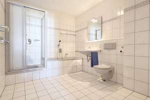 Property thumbnail 9