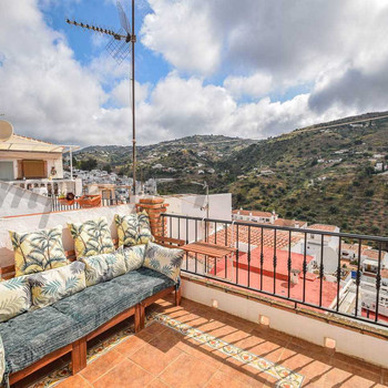 Gemütliches Dorfhaus in Torrox mit wunderschöner Aussicht