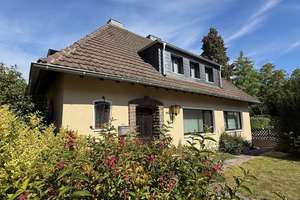 BONN OBERKASSEL freist. Einfam. Haus mit ca. 200 m² Wfl., 841 m² GrSt. Keller, Garage, Baugrundstück – Die vollständige Adresse der Immobilie erhältst du vom Anbieter., 53227 Oberkassel, Bonn – Vorschaubild 47