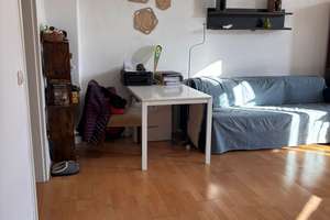 Charmante 3 Zimmer ­Altbauwohnung mit Balkon in direkten Nähe des Fürther Stadtpark zu vermieten – Sommerstraße 6, 90762 Stadtpark, Stadtgrenze, Fürth – Vorschaubild 7