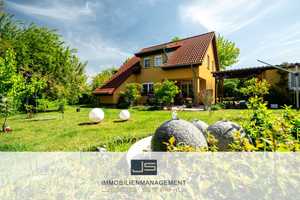 Modernes Einfamilienhaus mit Garage und Carport – Müritz (Kreis) – Vorschaubild 1