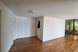 Hochwertige 4-Zi.-Wohnung mit Balkon, Aufzug, EBK und TG-Stellplatz in LE – Leinfelder Straße 48, 70771 Leinfelden-Echterdingen – Vorschaubild 2