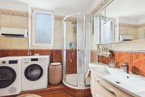 Stilvolle 4-Zimmer-Altbauwohnung mit zwei Balkonen, Aufzug und außergewöhnlichem Raumgefühl – Die vollständige Adresse der Immobilie erhältst du vom Anbieter., 76185 Weststadt, Karlsruhe – Vorschaubild 20