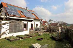 *RESERVIERT *  Einfamilienhaus mit Wohlfühlgarantie und schönem Garten in Preisenberg/Kumhausen – Die vollständige Adresse der Immobilie erhältst du vom Anbieter., 84036 Kumhausen – Vorschaubild 2