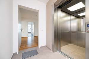 MÜNCHNER IG: Exklusive 3-Zimmer-Dachterrassenwohnung mit Parkblick & modernem Wohnkomfort! – Die vollständige Adresse der Immobilie erhältst du vom Anbieter., 80807 Alte Heide-Hirschau, München – Vorschaubild 2
