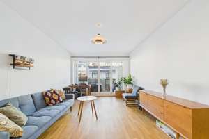 Lichtdurchflutete Neubauwohnung mit zwei Balkonen - modernes Wohnen in bester Lage!