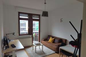 Helle 2-Zimmer Wohnung mit Balkon im 3. OG in Mannheim – Käfertaler Straße 35, 68167 Neckarstadt-Ost/Wohlgelegen, Mannheim – Vorschaubild 1