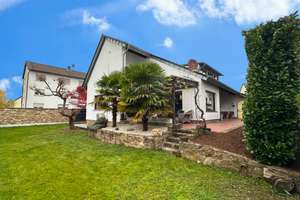 Modernisiertes Einfamilienhaus mit großem Garten in Hattersheim-Eddersheim – Die vollständige Adresse der Immobilie erhältst du vom Anbieter., 65795 Hattersheim am Main – Vorschaubild 1