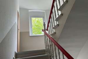 Hell, charmant, bezugsfertig: 2-Zimmer-Wohnung mit Einbauküche und Balkon! – Schwetschkestraße 11, 6110 Südliche Innenstadt, Halle (Saale) – Vorschaubild 5