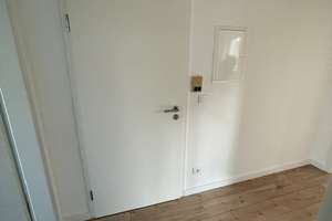Ab 01.09.26 frei! Sehr zentrale, renovierte 2 Zimmer Wohnung mit Einbauküche – Pfarrstraße 16, 46236 Stadtmitte, Bottrop – Vorschaubild 3