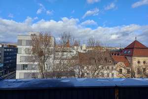 Schöne, geräumige 2 Zimmer-Wohnung mit 2 Balkone mit Sicht über Wiesbaden mit Einbauküche – Die vollständige Adresse der Immobilie erhältst du vom Anbieter., 65185 Mitte, Wiesbaden – Vorschaubild 13