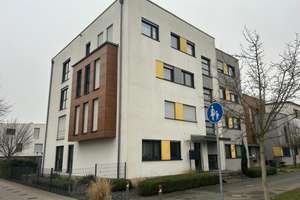 Exklusive Eigentumswohnung mit luxuriöser Ausstattung in Frankfurt-Riedberg – 60438 Kalbach-Riedberg, Frankfurt am Main – Vorschaubild 1