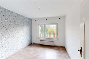 PROVISIONSFREI: Geräumiges Reihenmittelhaus in Helbra – 10 Zimmer, Balkon & Garten – Amselweg 2, 6311 Helbra – Vorschaubild 15