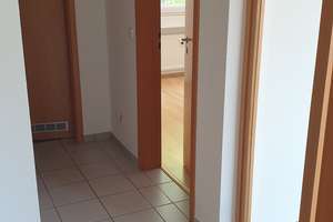 Helle gemütliche 2-R.- Wohnung mit Balkon + Tiefgaragenstellplatz – Alt Fermersleben 80 F, 39122 Fermersleben, Magdeburg – Vorschaubild 14