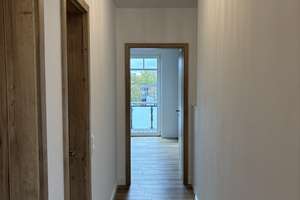 Hochwertige 4,5-Zimmer-Maisonettewohnung mit moderner Ausstattung in Hamburg-Eidelstedt – Pinneberger Chaussee 33a, 22523 Eidelstedt, Hamburg – Vorschaubild 19