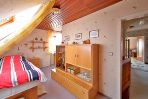 Doppelhaushälfte als Ein- oder Zweifamilienhaus mit Garage und sonnigem Garten – Die vollständige Adresse der Immobilie erhältst du vom Anbieter., 76228 Grünwettersbach, Karlsruhe – Vorschaubild 12