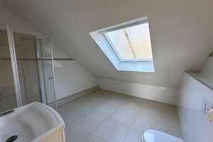 Für gehobene Ansprüche: Großzügiges & modernisiertes Haus - 2 Einbauküchen, Kamin & Fernblick – Die vollständige Adresse der Immobilie erhältst du vom Anbieter., 65817 Eppstein – Vorschaubild 13