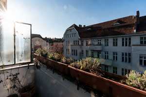 Helle und schön renovierte Wohnung mit großem Balkon, am Rand des Schillerkiezes. – Berlin – Vorschaubild 5
