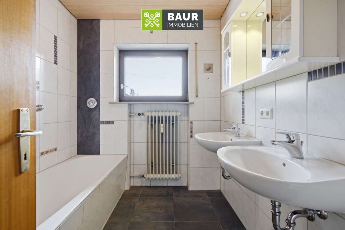 Immobilie in Bad Wurzach - 360° | Sofort bezugsfreies Zweifamilienhaus auf großzügigem Grundstück bei Bad Wurzach! - Bild 4